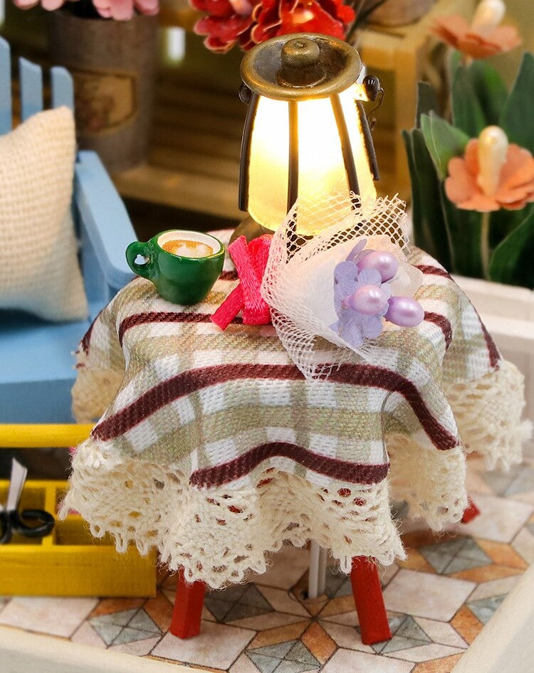 Miniatuur - Flower Leisure Time - S2202Z - met stofkap