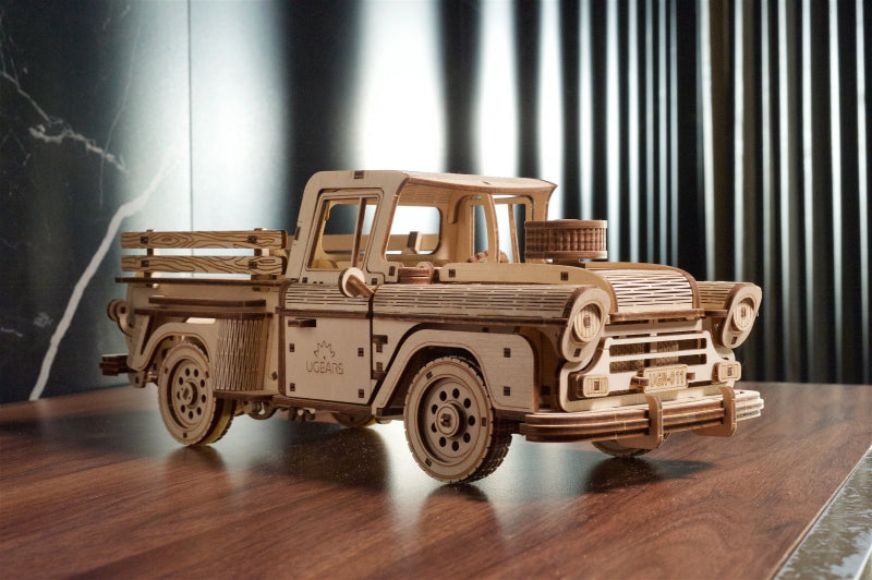 Houten bouwpakket - Houthakkers Pick-up - Ugears - 460 onderdelen