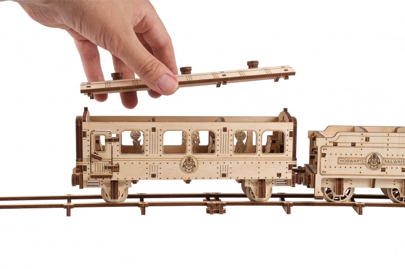 Houten bouwpakket - Hogwarts Express - Ugears - 504 onderdelen