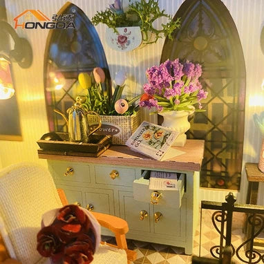 Miniatuur - Darcy Flower House - M2322Z - met stofkap