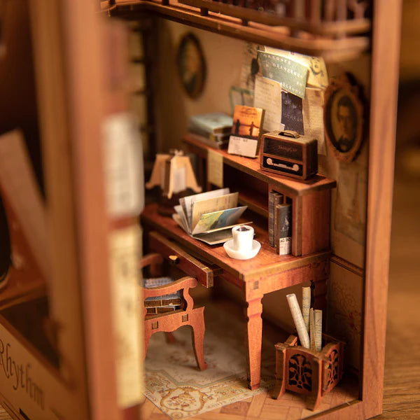 Miniatuur - Book Nook - The Secret Rhythm - CuteBee