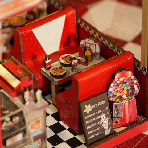 Miniatuur - Book Nook - 1950's Diner - FJ05 - Fifijoy