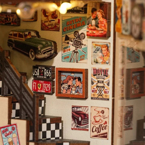 Miniatuur - Book Nook - 1950's Diner - FJ05 - Fifijoy