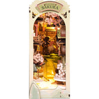 Miniatuur - Book Nook - Falling Sakura - Rolife