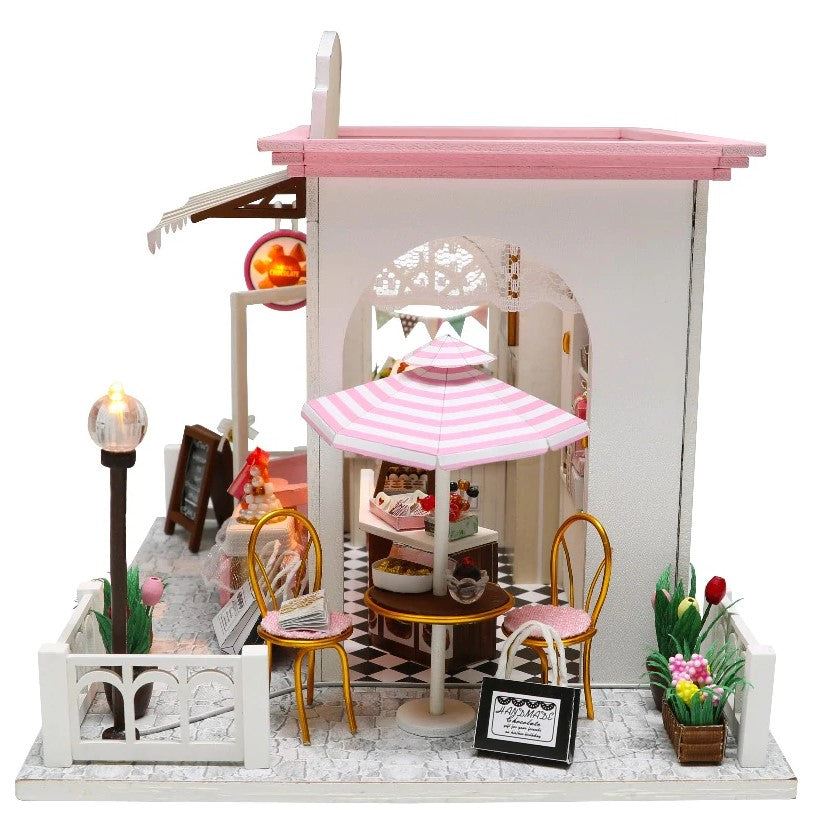 Miniatuur - Cocoa's Fantastic Ideas - C007Z - met stofkap