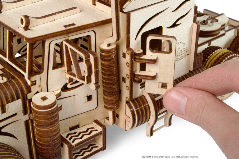 Houten bouwpakket - Heavy Boy Truck VM-03 - Ugears - 541 onderdelen